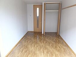 東急田園都市線 宮崎台駅 徒歩16分の賃貸マンション 1階1Kのリビング/ダイニング