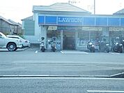 ローソン横浜恩田町店 521m