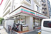 セブンイレブン横浜長津田南口店 184m