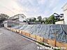 外観：【現地写真】建築条件はございませんのでお好きなハウスメーカーでの建築が可能です。ハウスメーカーのご紹介も受け付けておりますのでお気軽にお問い合わせください。