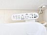 その他：温水洗浄機能と暖房便座を備えたトイレを採用。季節を問わず快適に使え、清潔で心地よい毎日の暮らしを支えます。より心地よいトイレ時間を実現します。