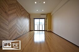 The MODERN 岡山駅前 302号室 3階1Kのリビング/ダイニング