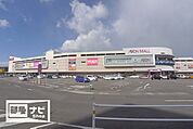 ラ・ムー郷東店(ショッピングセンター)まで318m