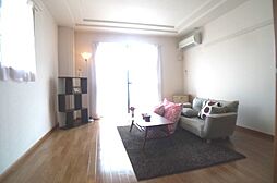 トランキーロ 203号室 2階1Kのリビング/ダイニング