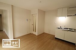 ライト・イヨウ 202号室 2階1Kのリビング/ダイニング