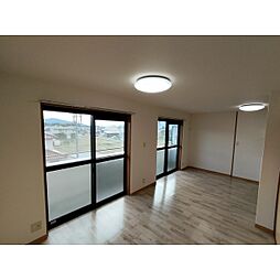 Three　PeaksI 3階2LDKのリビング/ダイニング