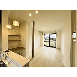 メゾンルミエール