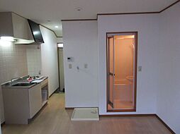 エバグリーン浜田山 2階ワンルームのリビング/ダイニング