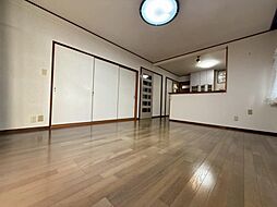 居間