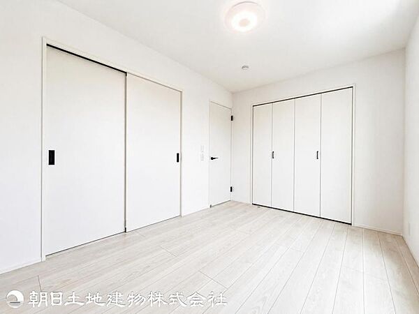 寝室を拡大表示