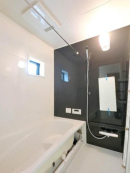 浴室を拡大表示