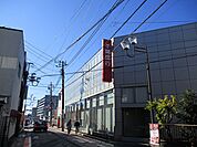 千葉銀行徒歩6分