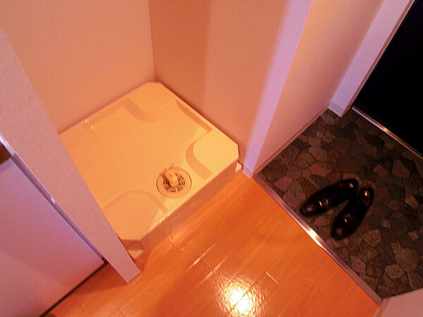 画像24:室内洗濯機置き場