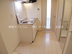 近鉄難波線 今里駅 徒歩10分の賃貸マンション 8階1Kのリビング/ダイニング