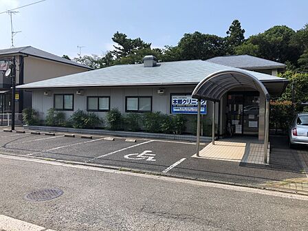 本郷クリニック727m