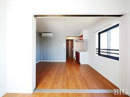 居間