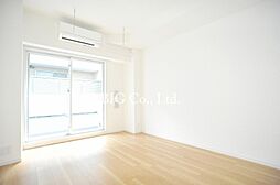 プラウドフラット学芸大学2 1階1Kのリビング/ダイニング