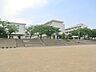周辺：伊勢原市立成瀬中学校】　岡の上にある中学校です。 最寄の駅は、愛甲石田ですね。 この付近には成瀬の名が付いた学校があります。