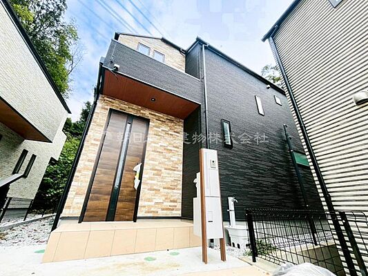 外観 築後未入居　戸塚　全3棟　B号棟