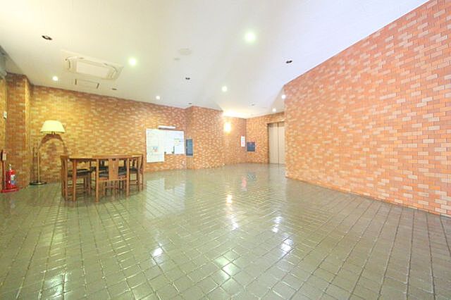 エントランス 春日ビューハイツ 6階/505