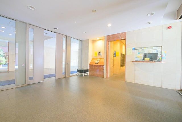 エントランス ザ・ウインベル練馬武蔵関 3階/309