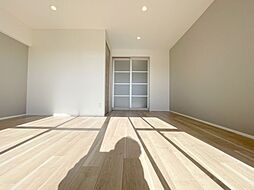 ライオンズマンションTOYOTAMA 1DKのリビング/ダイニング