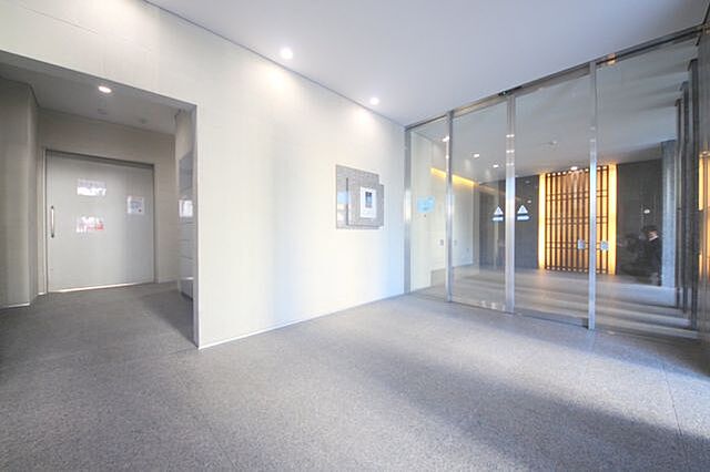 エントランス ゼファー中十条アクタージュ 4階/-