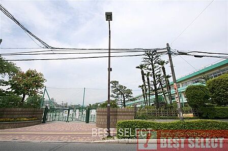 戸田市立戸田東小学校まで徒歩5分 380m