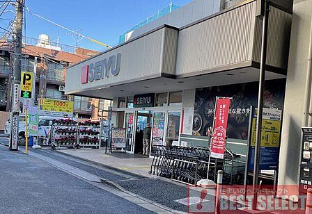 西友桜台店 徒歩6分 470m