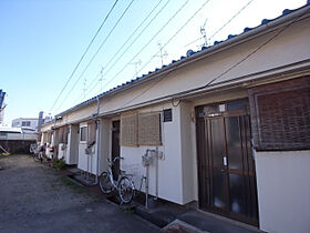 池田中町西田長屋西  ｜ 大阪府寝屋川市池田中町（賃貸テラスハウス2K・1階・32.00㎡） その1