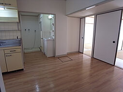 居間