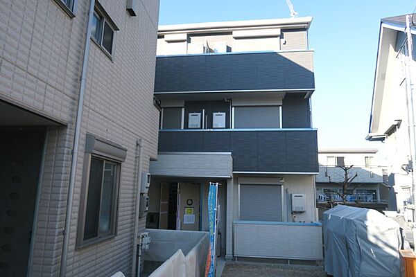 埼玉県さいたま市浦和区東仲町(賃貸アパート1LDK・2階・31.13㎡)の写真 その1