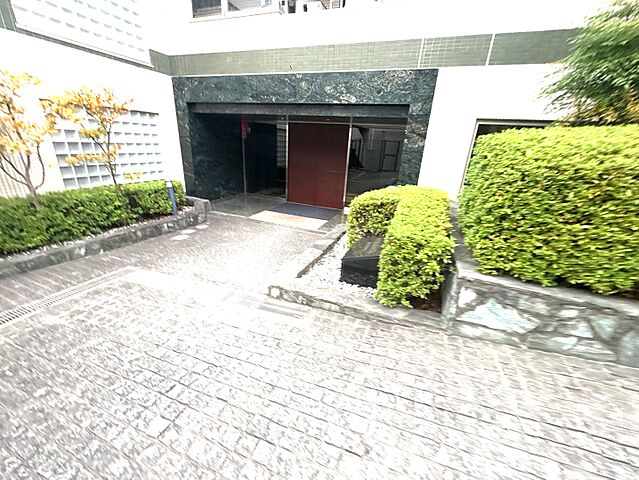 エントランス レジデンシア春日安藤坂 1階/-