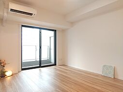 DUARES　千代田三崎町
