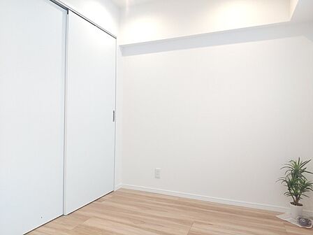家具を配置しやすいシンプルな間取りです。子ども部屋や、テレワークスペースとしてもお使いいただけます。