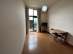 JR東海道・山陽本線 明石駅 バス22分 玉津支所前下車 徒歩5分の賃貸アパート 2階1Kのリビング/ダイニング