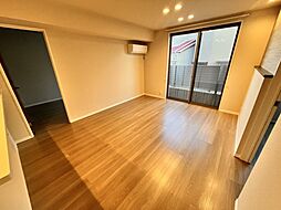 JR東海道・山陽本線 大久保駅 徒歩11分の賃貸アパート 1階2LDKのリビング/ダイニング