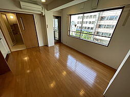 阪急神戸本線 神戸三宮駅 徒歩4分の賃貸マンション 6階ワンルームのリビング/ダイニング