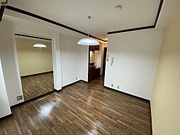 阪急神戸本線 塚口駅 徒歩8分の賃貸マンション 4階ワンルームのリビング/ダイニング