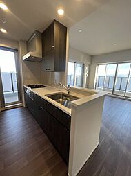 阪急神戸本線 塚口駅 徒歩1分の賃貸マンション 9階3SLDKのリビング/ダイニング