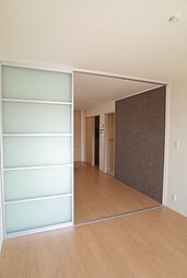 阪急神戸本線 西宮北口駅 徒歩7分の賃貸アパート 1階1LDKのリビング/ダイニング