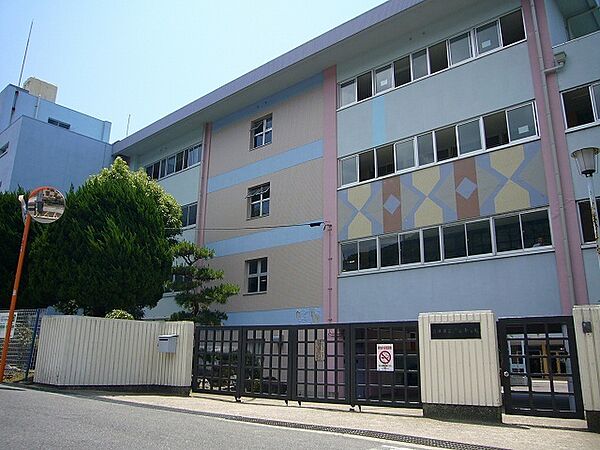 画像30:渋谷中学校 519m