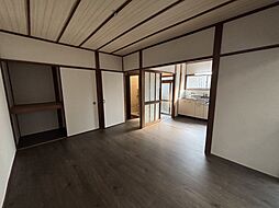 居間