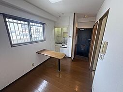 居間