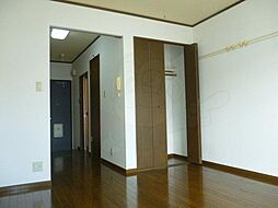 居間