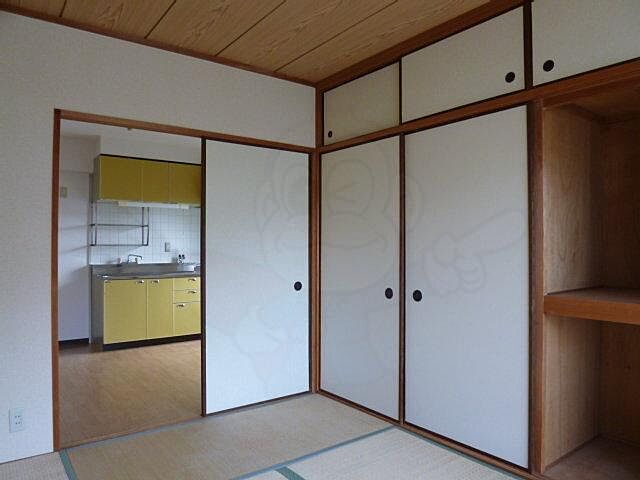 寝室