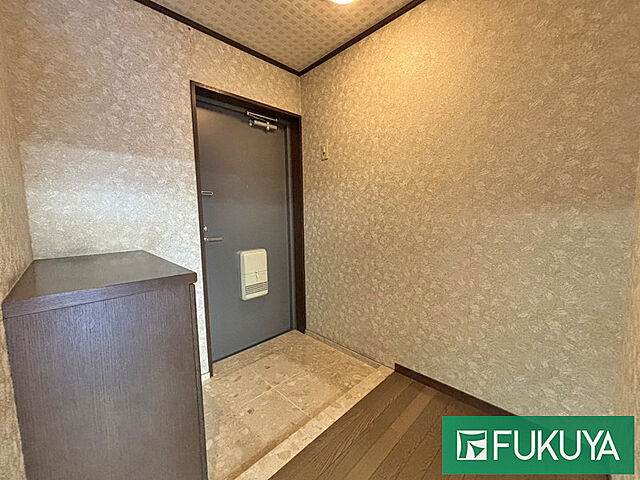 玄関 グラン・ドムール西洞院 2階/-