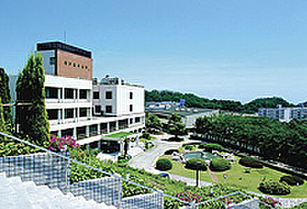 画像16:神戸女子大学（398m）