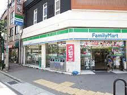 ファミリーマート JR鷹取駅前店（771m）
