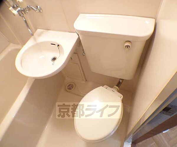 画像7:浴室のトイレです。